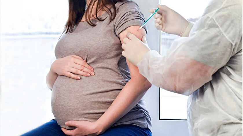 Pfizer/BioNTech ve Modernanın Kovid-19 aşıları hamile kadınlarda etkili: Koruyucu antikorlar yeni doğan bebeklere de geçiyor
