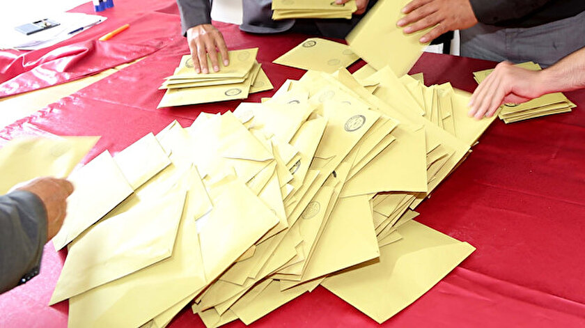 Afyonkarahisarın Güney beldesindeki belediye seçimine 19 siyasi parti katılabilecek