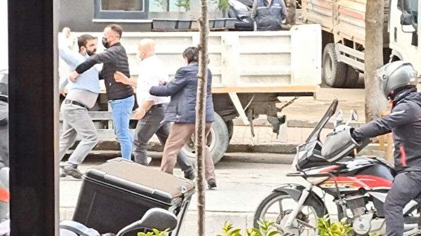 İstanbul’un göbeğinde taksici dehşeti: Önce kafa attı sonra beyzbol sopasıyla darp etti