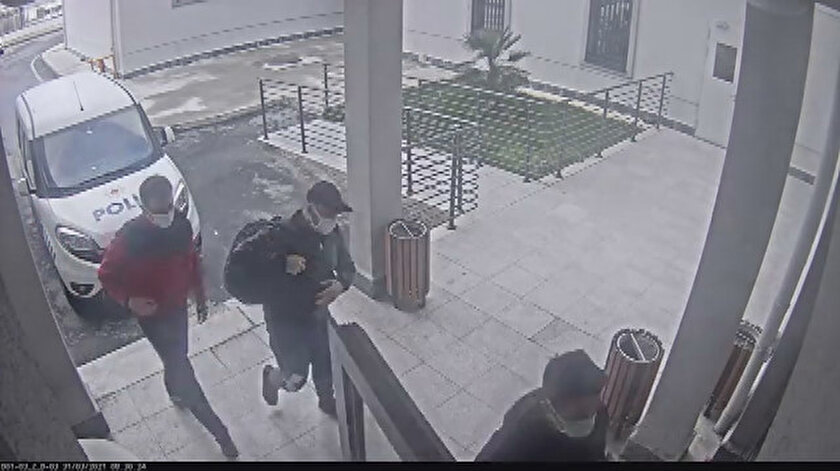 FETÖ’nün sözde Orta Asya üst düzey sorumluları Türkiyeye girerken yakalandı