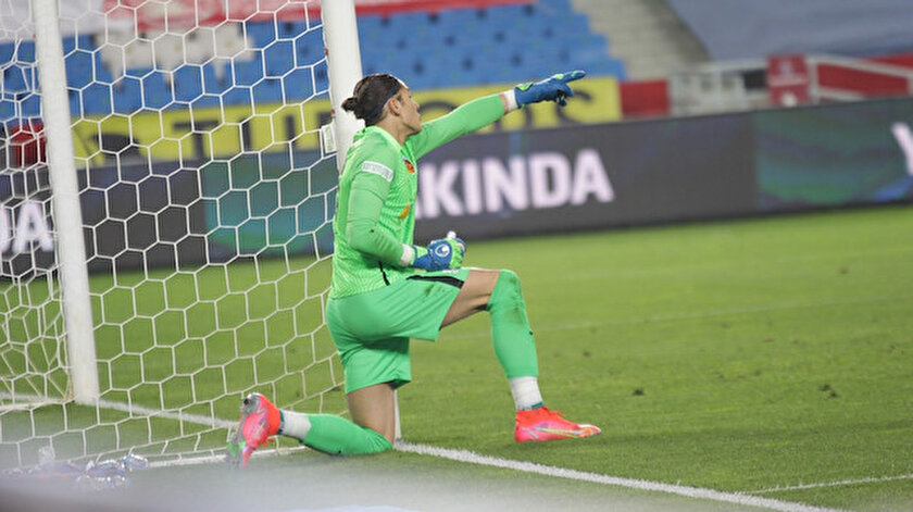 Trabzonsporun galibiyetine 18 yaşındaki kaleci Doğan Alemdar engel oldu