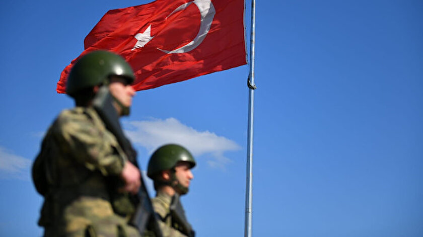 Milli Savunma Bakanlığı açıkladı: Biri FETÖ biri DEAŞ mensubu 9 kişi yakalandı