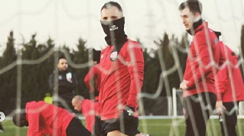 Emre Çolak Fatih Karagümrükten ayrılıyor: Kadroya dönmeyi reddetti