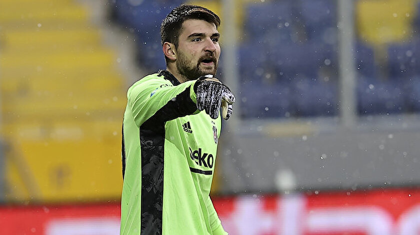 Beşiktaşın genç kalecisi Ersin Destanoğludan Erzurumspor maçında büyük hata