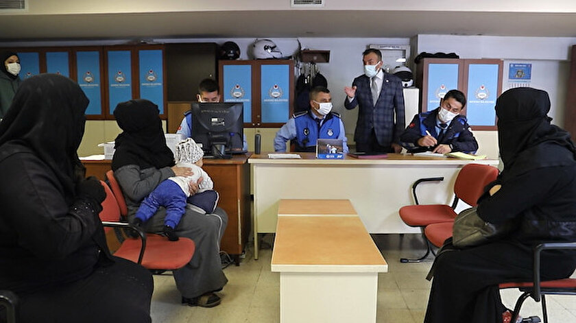 Mersin haberleri: Dilencilik yaparken yakalanan kadının evi ve arabası olduğu belirlendi