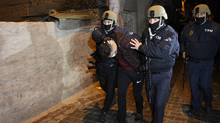 Adana’da son dakika DEAŞ operasyonu: 7 kişi gözaltında