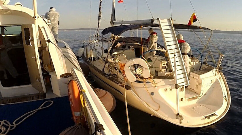 Çeşme ve Dikilide 94 kaçak göçmen yakalandı 23 göçmen de kurtarıldı