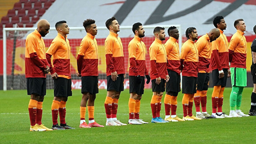 Galatasarayın yüzü gülmüyor
