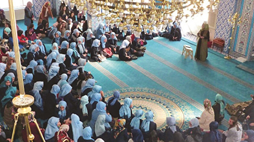 Güzel insanın güzel kitabı: İslâmiyette Kadın Öğretimi