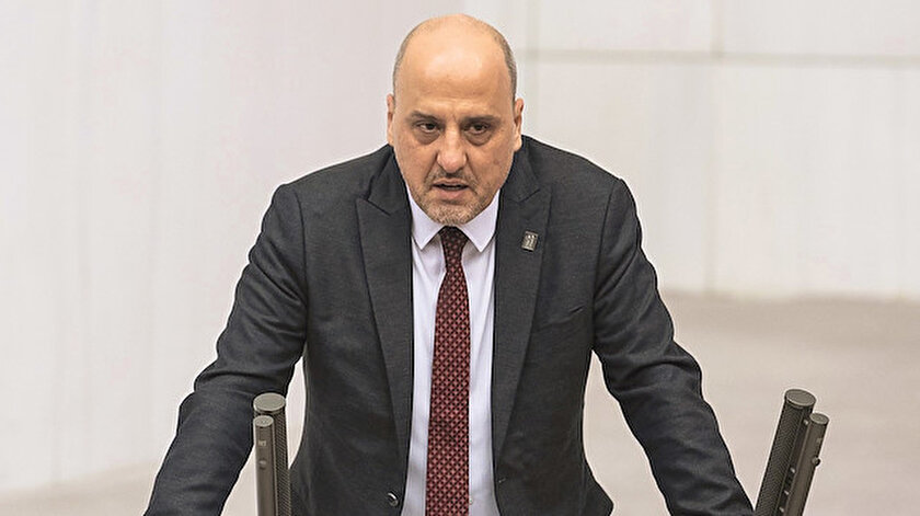 Sokağa çıkın demişti: Şık’a Boğaziçi fezlekesi
