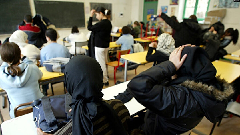 Müslümanların okullarını ayrılıkçılıkla suçlayan Fransanın yurt dışında 539 okulu bulunuyor