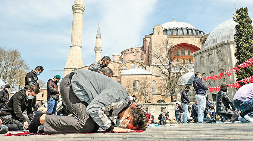 Ayasofyada ramazanın ilk cuması