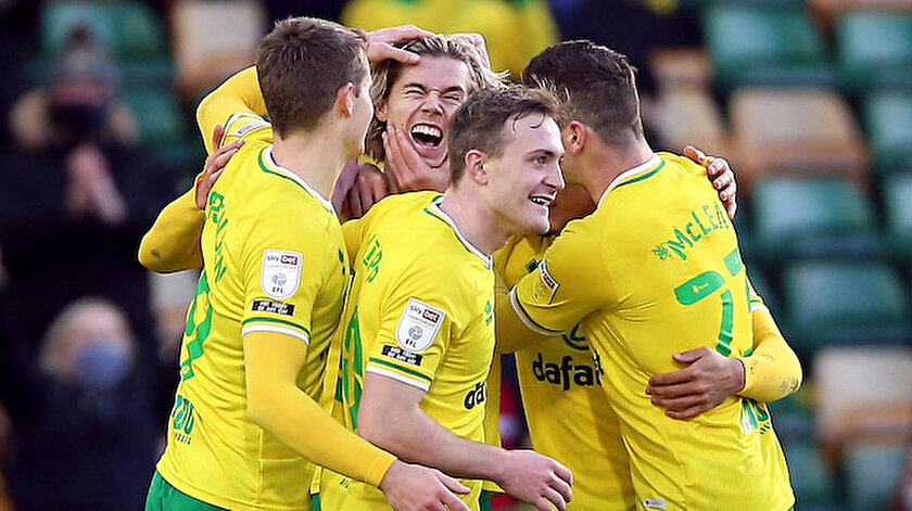 Norwich City Premier Lige geri döndü