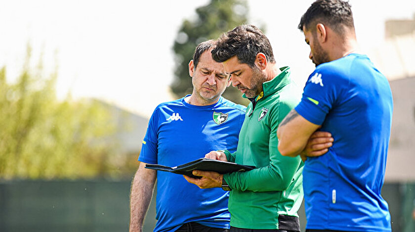 Denizlisporda Hakan Kutlu dönemi sona erdi