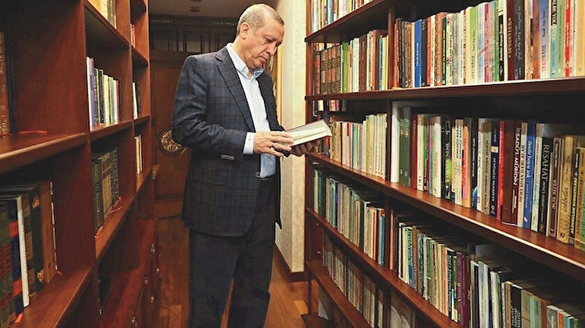 Ceza aldığı şiirden 15 Temmuz çağrısına: Tarihi konuşmaları kitaplaştırıldı