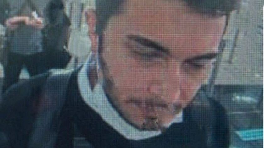 Thodexin kurucusu Faruk Fatih Özerin havalimanından ayrılırken fotoğrafı