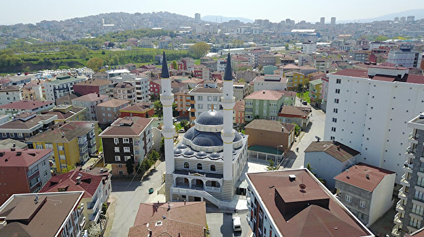 İstanbul Çekmeköyde erken ezan iddiası: Saate bakmadık ezanı duyunca biz de iftarımızı açtık