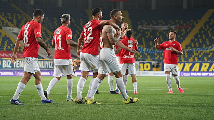 Gaziantep FK deplasmanda galibiyeti hatırladı
