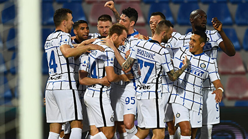 İtalya Serie Ada Juventusun şampiyonluk serisini Inter bozdu