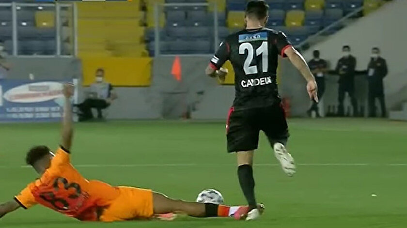 Galatasaraylı Gedson Fernandesin pozisyonu tartışma çıkardı