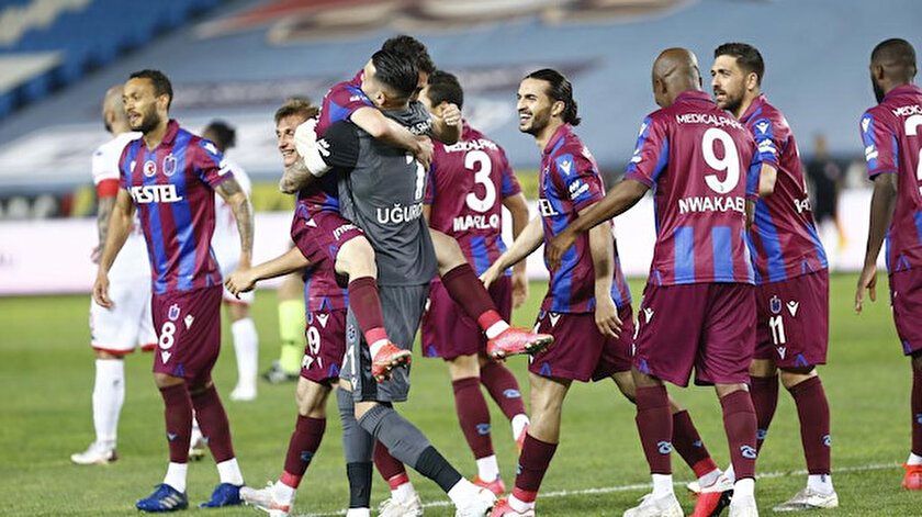 Trabzonspor ligi 4. bitirmeyi garantiledi