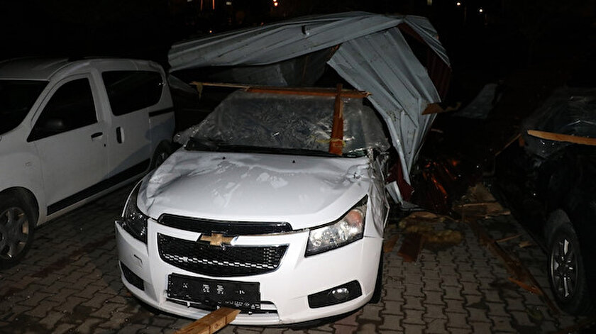 yozgat ta etkili olan firtina catilari
