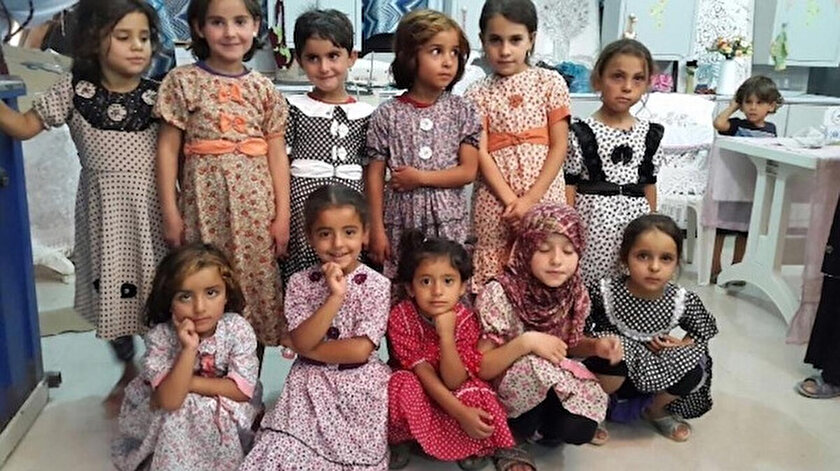 İdlib’de kadınlar ikinci el kıyafetlerden bayramlık üretiyor