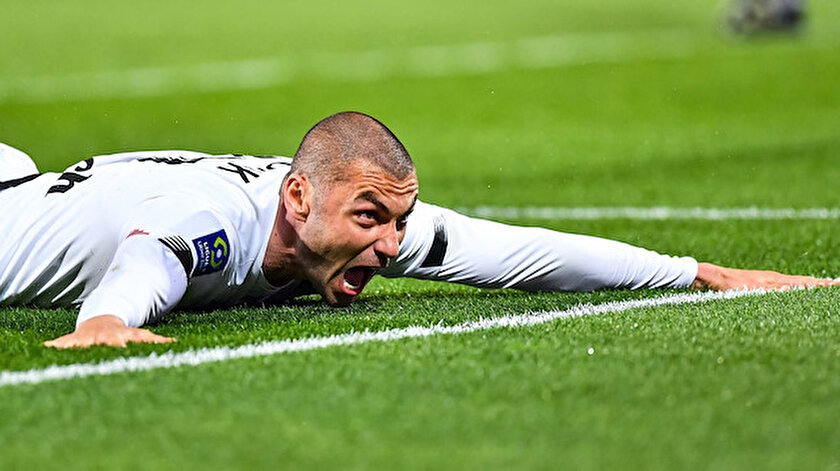 Burak Yılmaz yılın futbolcusu ödülüne aday