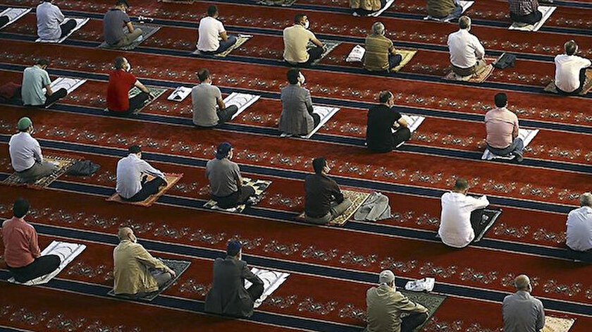 28 Mayıs Cuma Hutbesi: Yüce Allah, Müslümanların yardımcısıdır