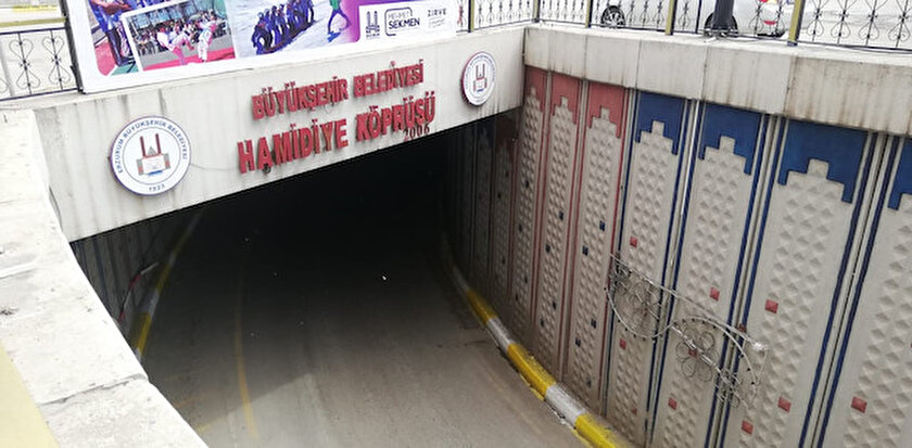 Erzurumluların korkulu rüyası oldu: Virajı alamayan sürücüler viyadük duvarına çarpıyor