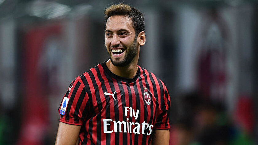 Hakan Çalhanoğlundan Galatasaraya yeşil ışık