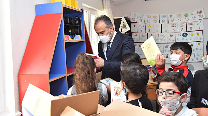 Bursadaki köy okulunda bayram havası