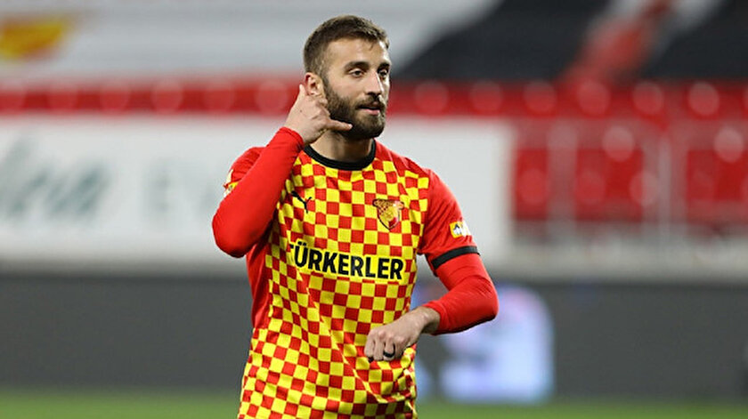 Galatasaray Alpaslan Öztürk ve Aytaç Kara'yı KAP'tı - Yeni ...