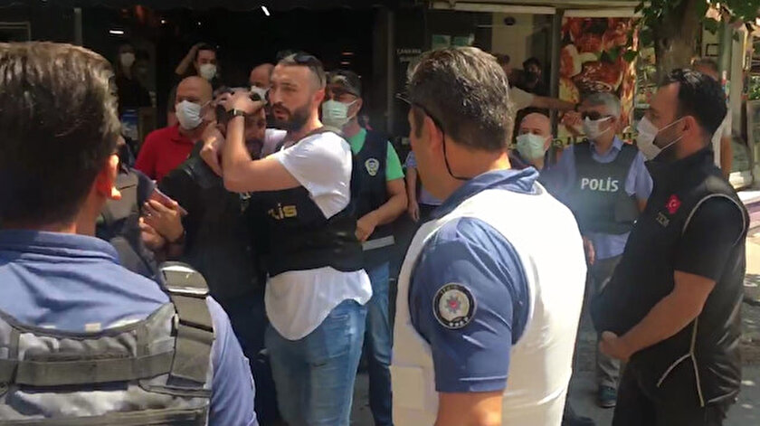 HDP İzmir il binasına silahlı saldırı: 1 kişi hayatını kaybetti