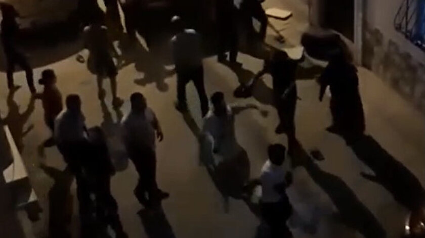 Bursada çocukların kavgasına aileler katılınca ortalık savaş alanına döndü