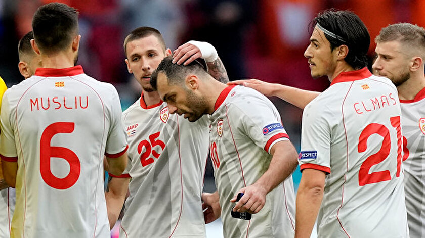 Kuzey Makedonyanın yıldızı Goran Pandev futbol kariyerine son verdi