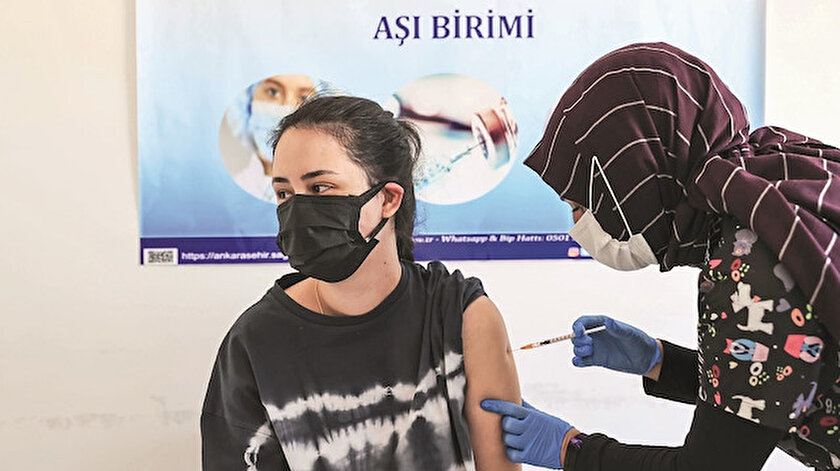 Aşı sırası 18 yaşta