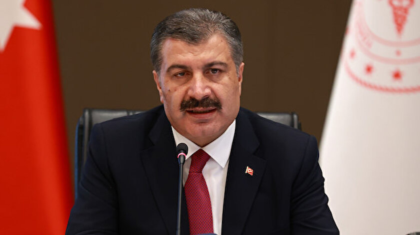 Bakan Kocadan futbol kulüplerine aşı teşekkürü: Aşımızı olalım ki tribünlere tam kadro çıkalım