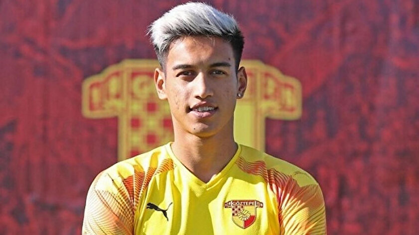 Göztepenin genç kalecisi İrfan Can Eğribayata Avrupadan teklif yağıyor