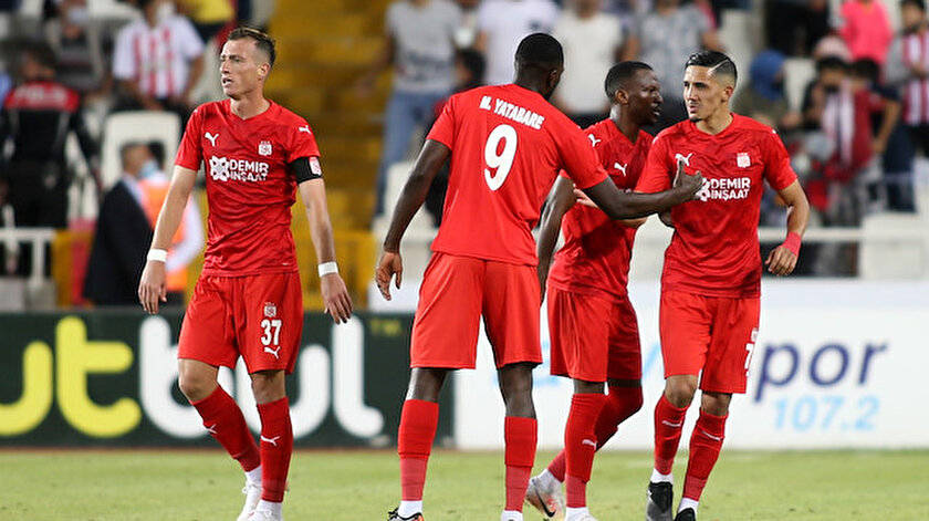 Sivasspor UEFA Konferans Liginde tur atladı
