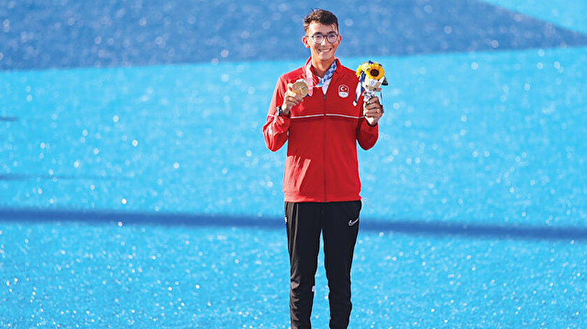 Mete Gazoz okçulukta olimpiyat şampiyonu oldu