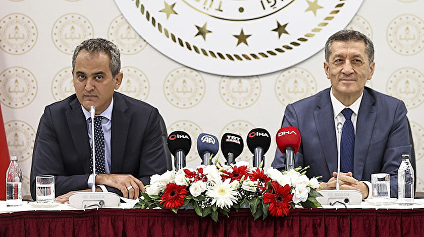 Son Dakika... Milli Eğitim Bakanı Mahmut Özer: Okulları kapalı tutma gibi bir lüksümüz yoktur