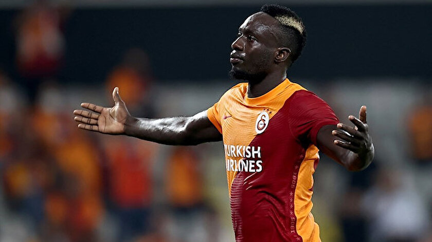 Mbaye Diagnenin attığı golü izle: Diagnenin St. Johnstone maçında attığı golü izle