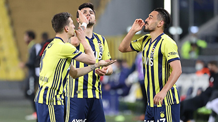 Fenerbahçeli yıldızda yırtık tespit edildi