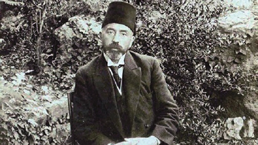 Safahat: 7 kitap 7 hakikatli beyan