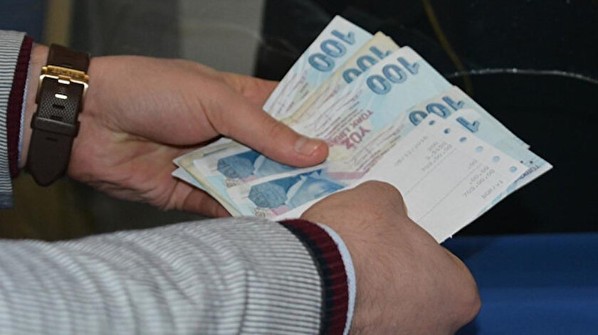 Memur ve emekliye 500 liralık ek gösterge zammı yolda
