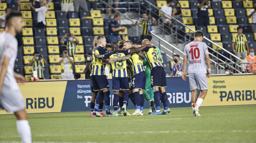 Fenerbahçede Mert Hakan Yandaş sevinci
