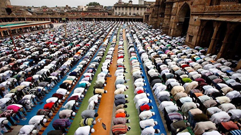 27 Ağustos Cuma Hutbesi: Allahın yardım ettiğine mağlubiyet yoktur