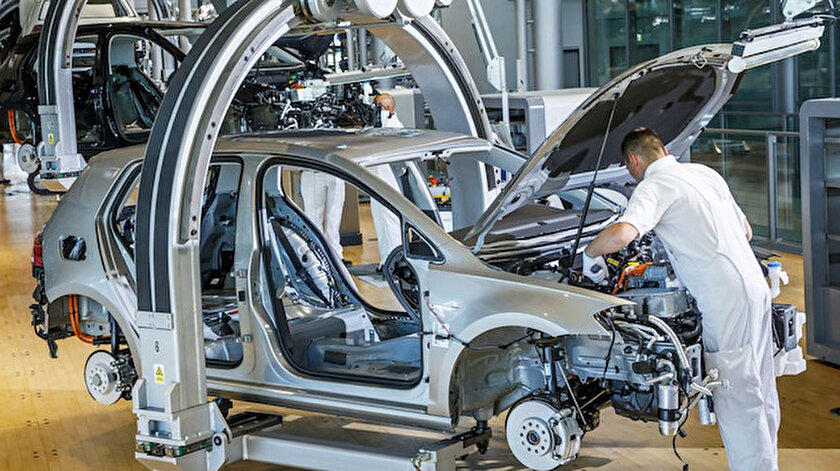 Ünlü otomotiv devinden otomatik şanzıman kararı: İki modelde artık manuel üretmeyecek