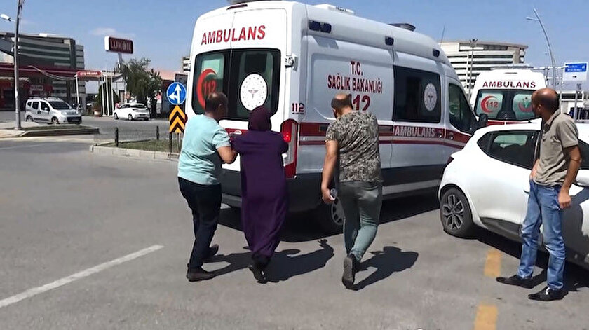 Erzurum haberleri: Kaza yapan kocasını öldü sanıp ambulansın peşine koştu
